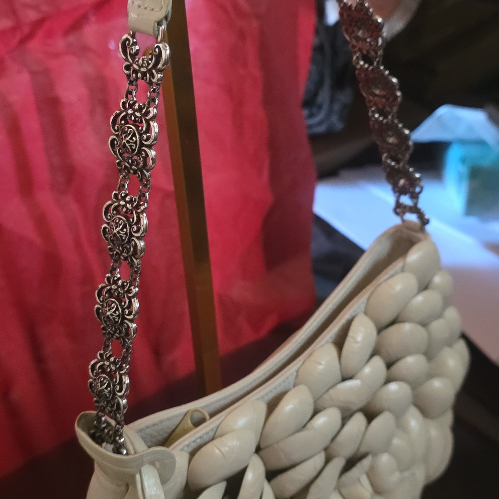 Brighton Euc Retired Rosalie Cream Applied Floral Petals Leather Shoulder Bag - Picture 8 of 17